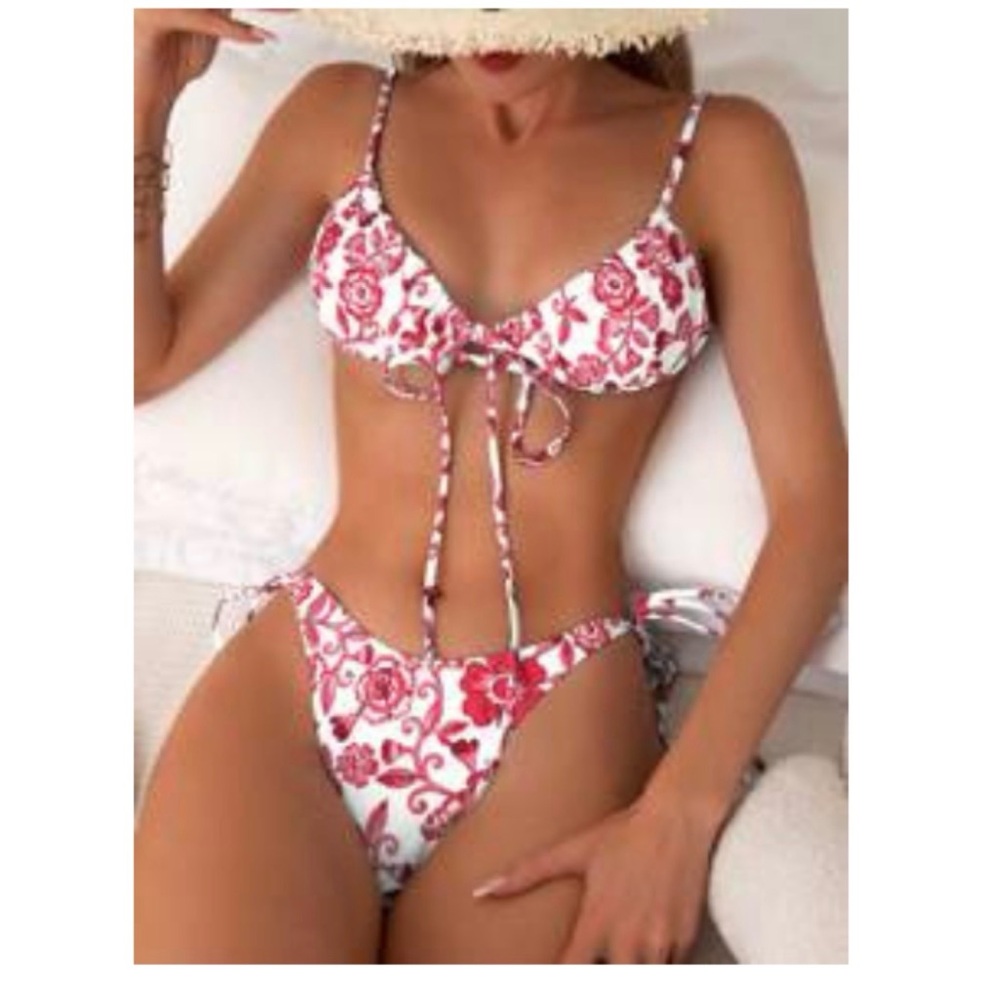 SHEIN Red and White Floral Bikini